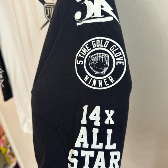 Derek Jeter Jordan Blue and White Raglan Shirt - Picture 5 of 9